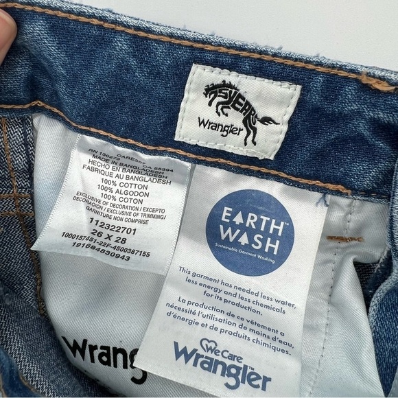 Wrangler Wild West Patty High Rise Distressed Cropped Straight Jeans Size 26 - Picture 8 of 12